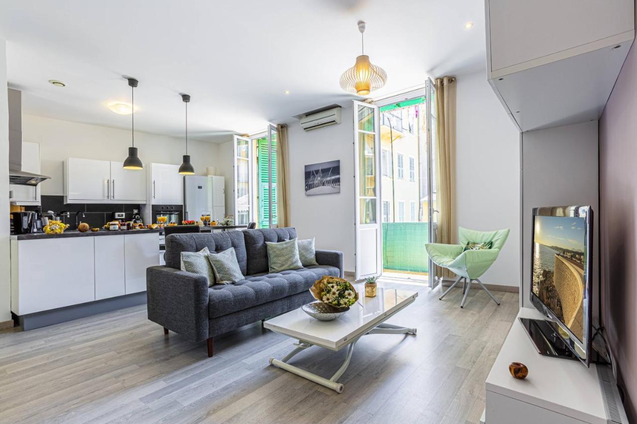 Guisol - Typical Nice 3 Bedroom Ac Near Port Luaran gambar