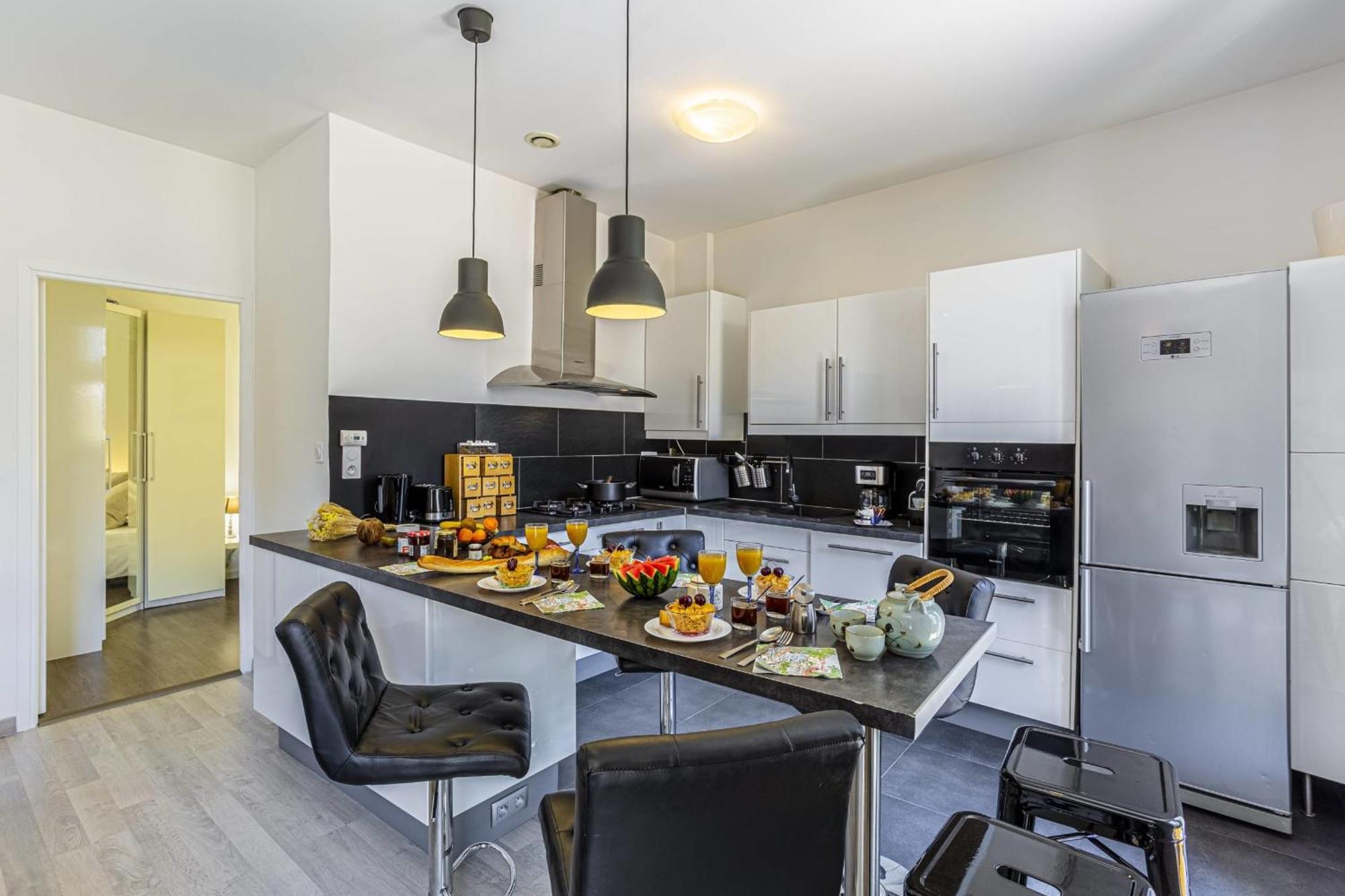 Guisol - Typical Nice 3 Bedroom Ac Near Port Luaran gambar